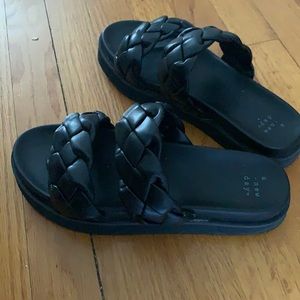 Faux leather platform woven slides